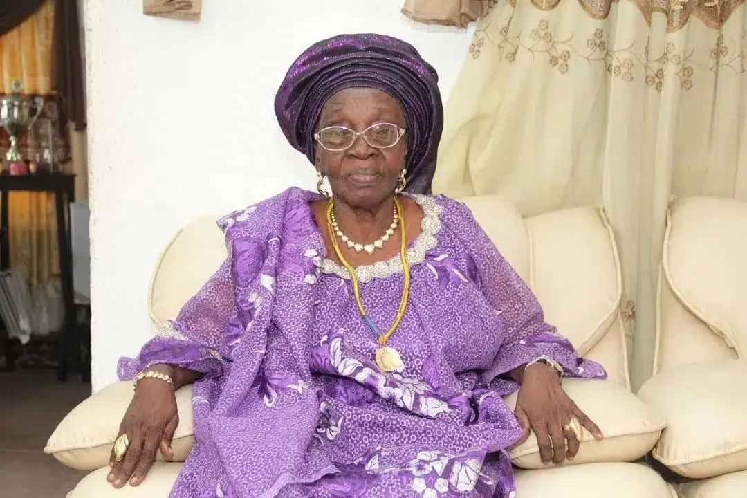 No Crisis On Oloja Of Lagos Stool- Kosoko Family Declares