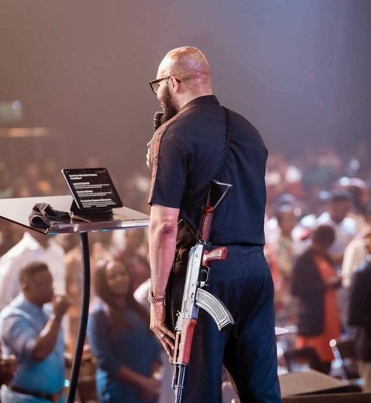 Nawa O! See Video As Police Arrests House On The Rock Pastor For Preaching On The Altar With AK-47