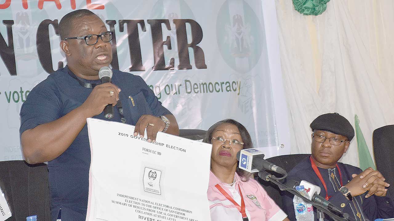 See Video As Rivers State Collation Officer Suspends Announcement Of Election Result Over Threats To Life