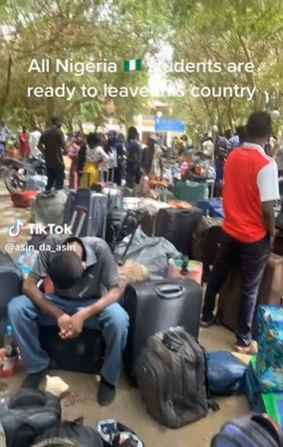 Video Of Nigerian Students Ready To Be Evacuated From Sudan