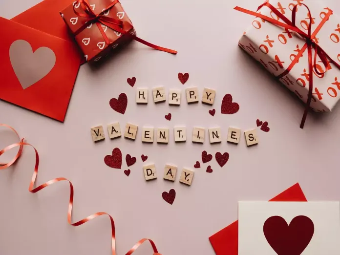#ValentinesDay: Checkout Valentine's Day Messages To Send Someone Special Here