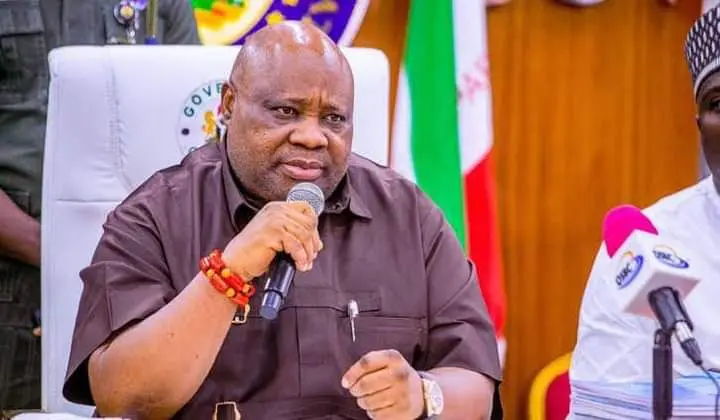 ICYMI: Scammers Hack Davido's Uncle, Osun Governor's Phone Number(Check Hacked Number Here)