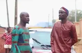VIDEO: Taxi Driver Reveals Why He Wears His Wife’s Dress To Drive Passengers