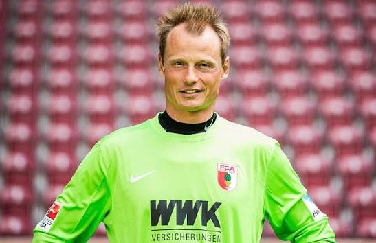 Former Arsenal And Liverpool Legend