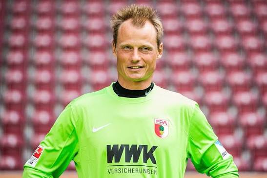 Former Arsenal And Liverpool Legend