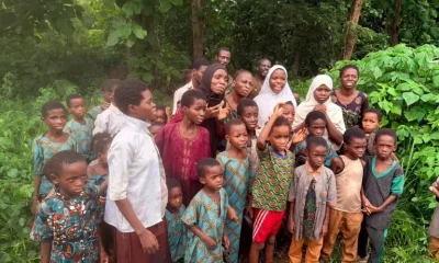Oyo Schoolchildren And Teachers
